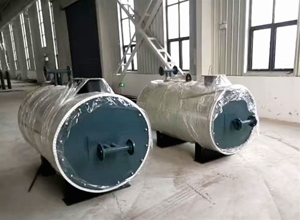 兩臺20萬大卡油氣兩用鍋爐